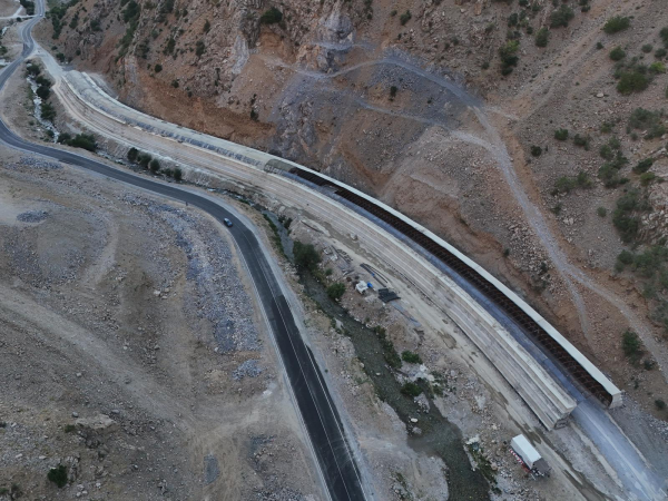 Construction of Avalanche Tunnels at Various Sections of the Van-Çatak Provincial Road, 65-50 KK<br><br><br>